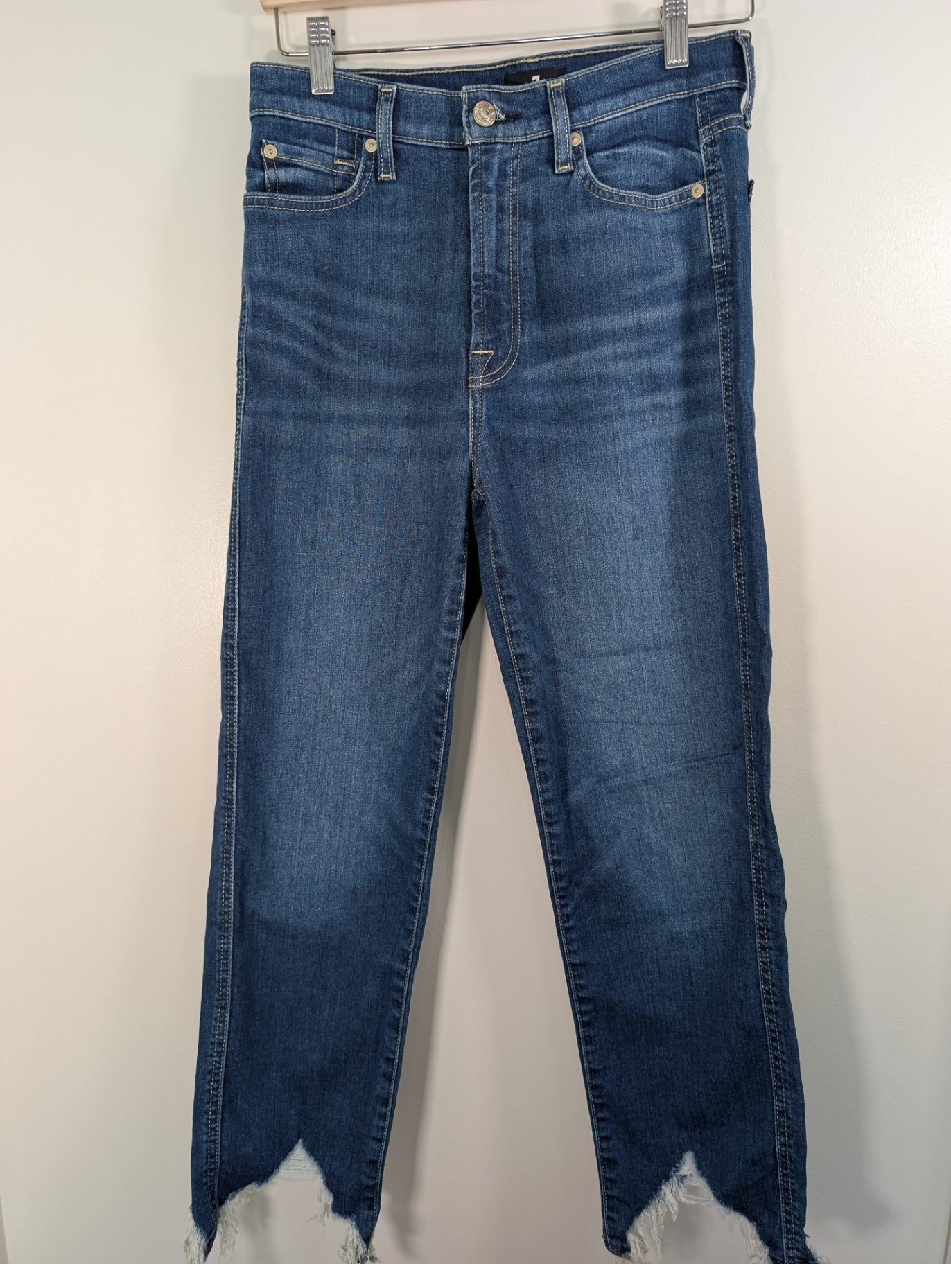 7 For All Mankind high waist cropped straight - 28