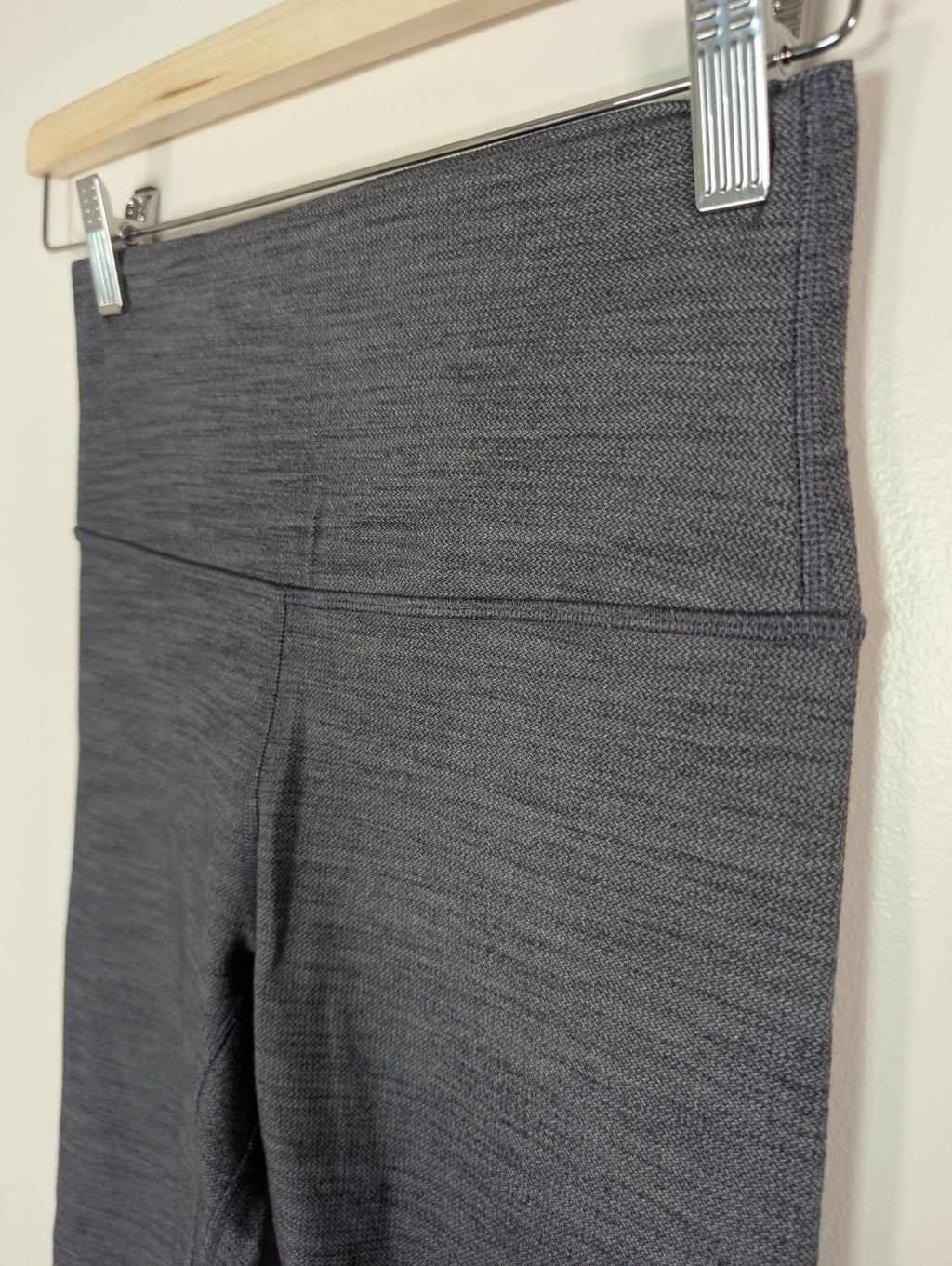 Lululemon grey leggings - 6