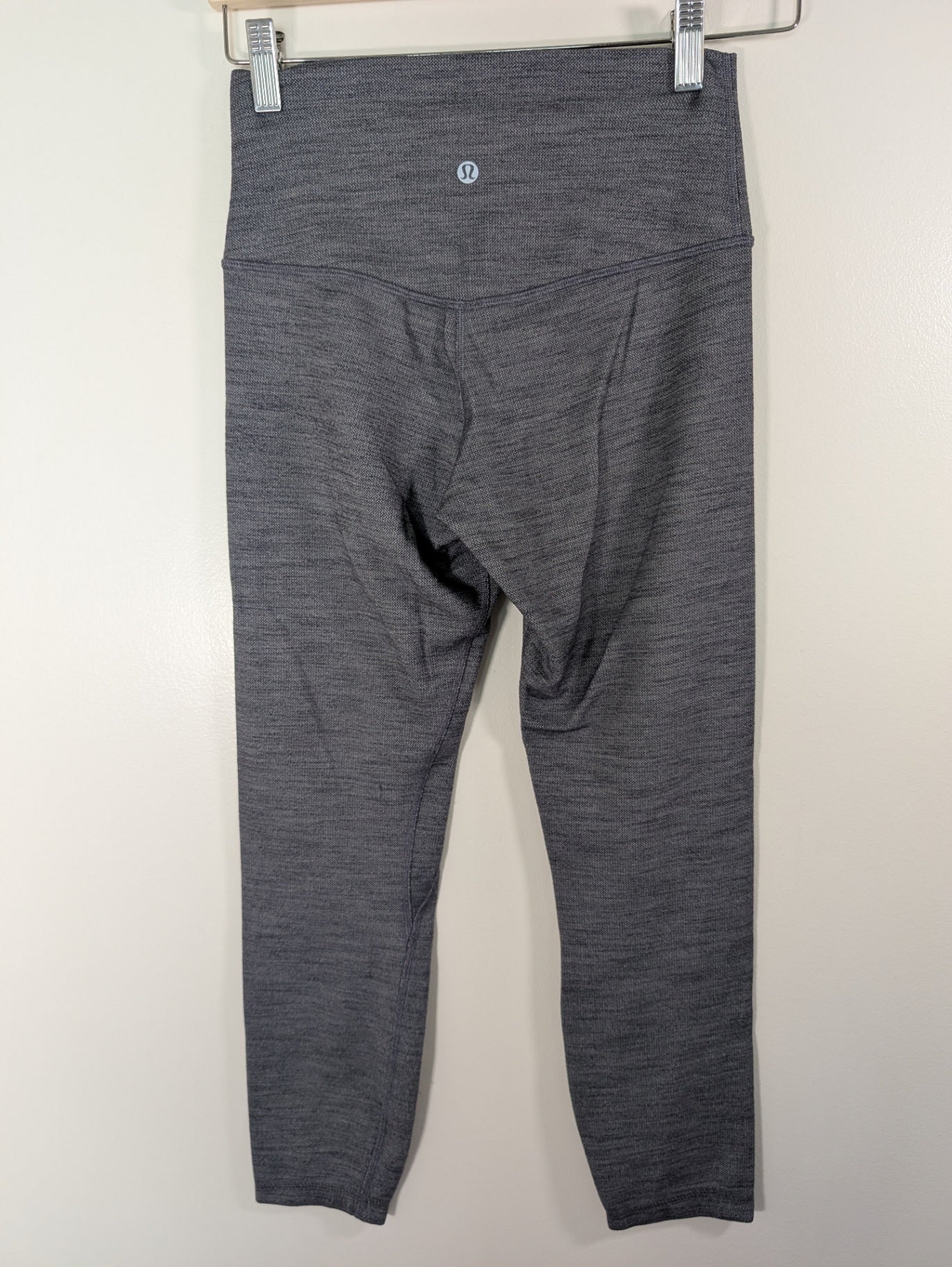 Lululemon grey leggings - 6