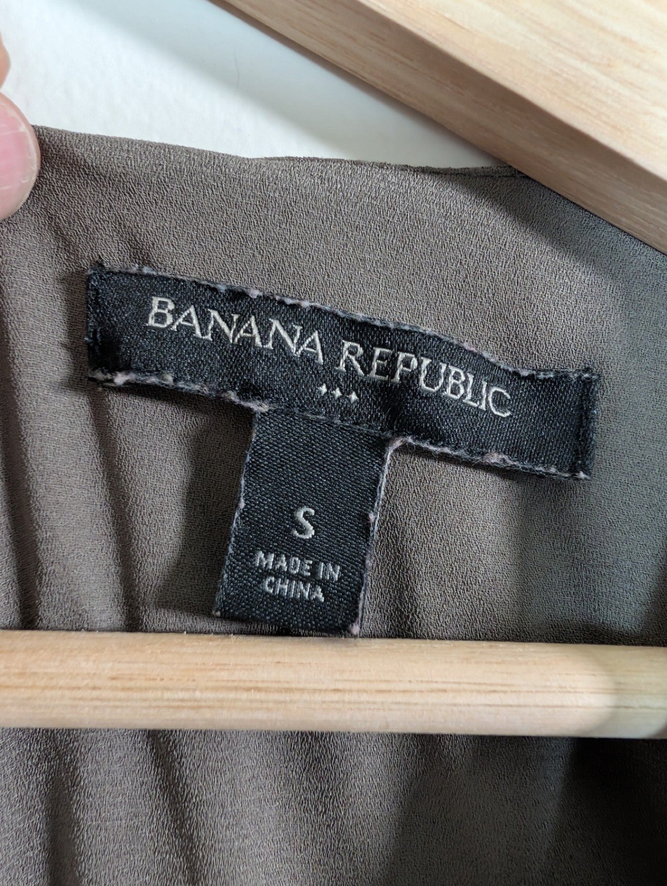 Banana Republic pleated blouse - S