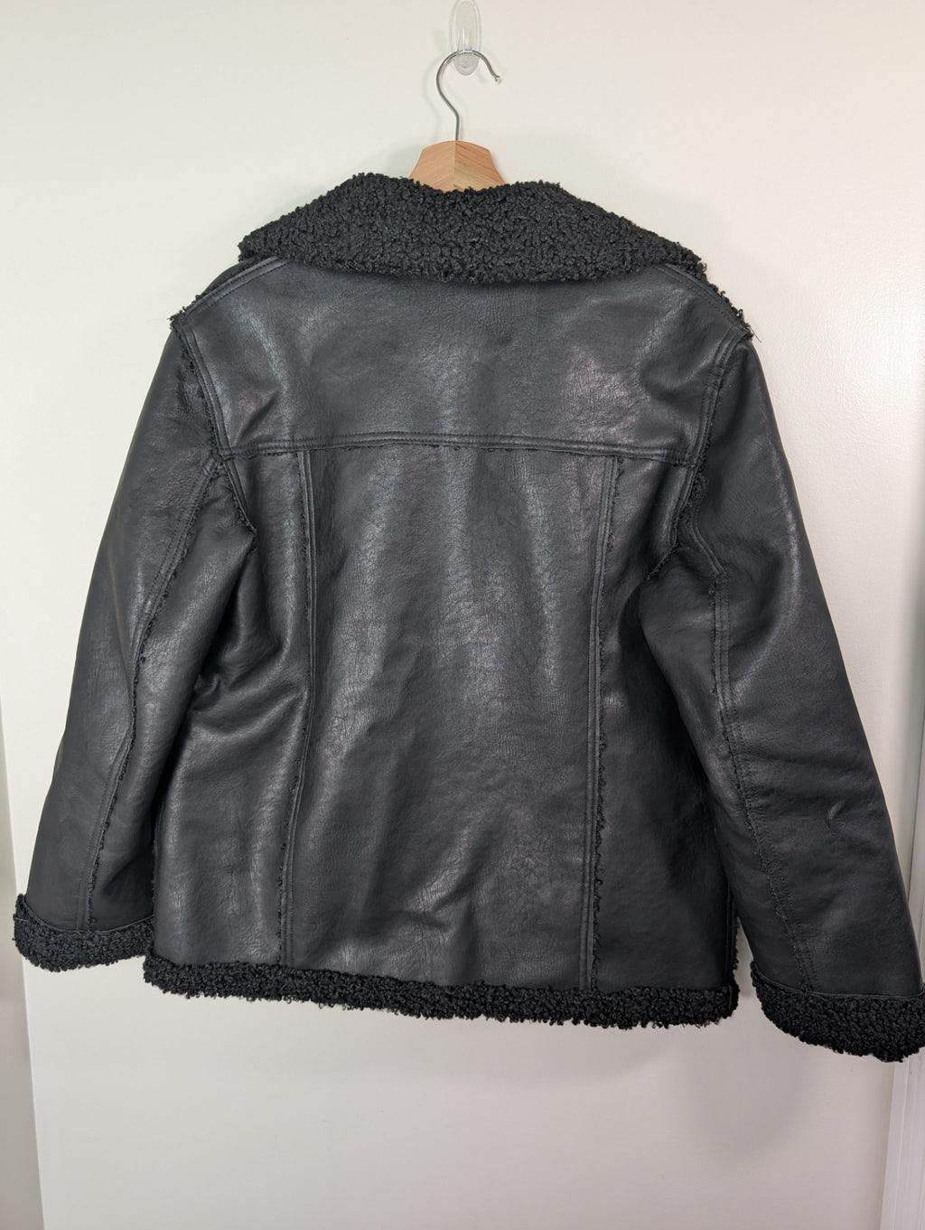 Max Studio faux leather/sherpa aviation jacket - M