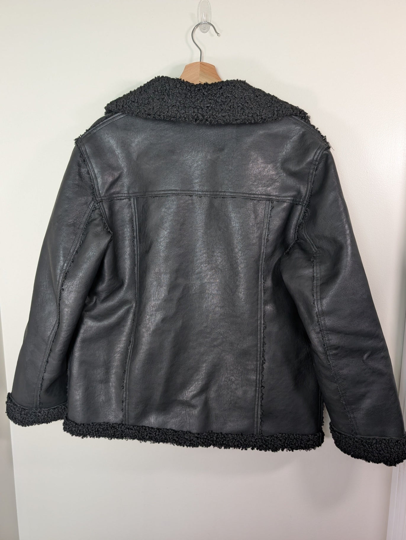 Max Studio faux leather/sherpa aviation jacket - M