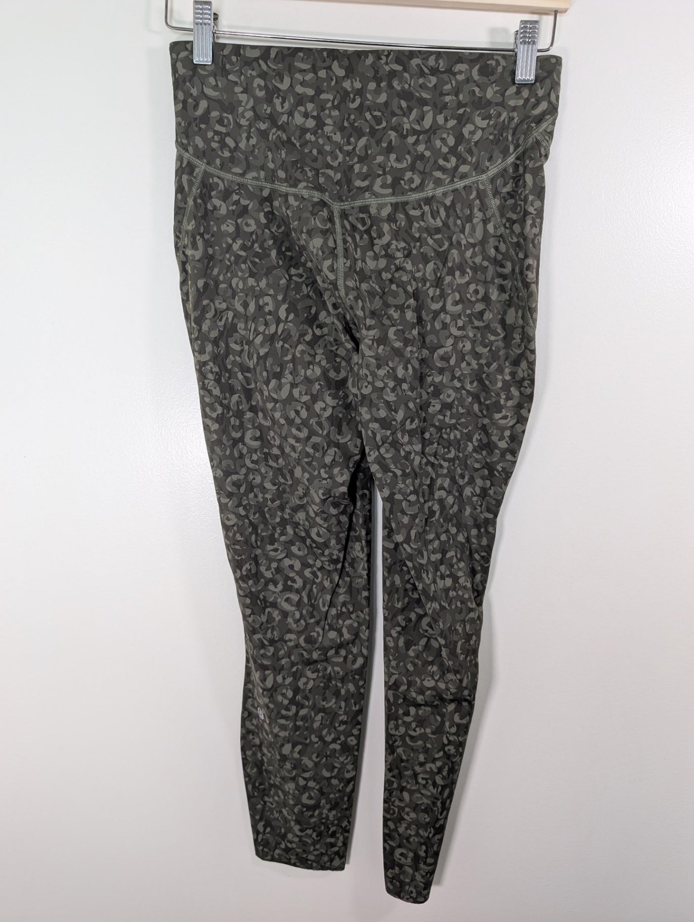 Lululemon base pace leggings - 8