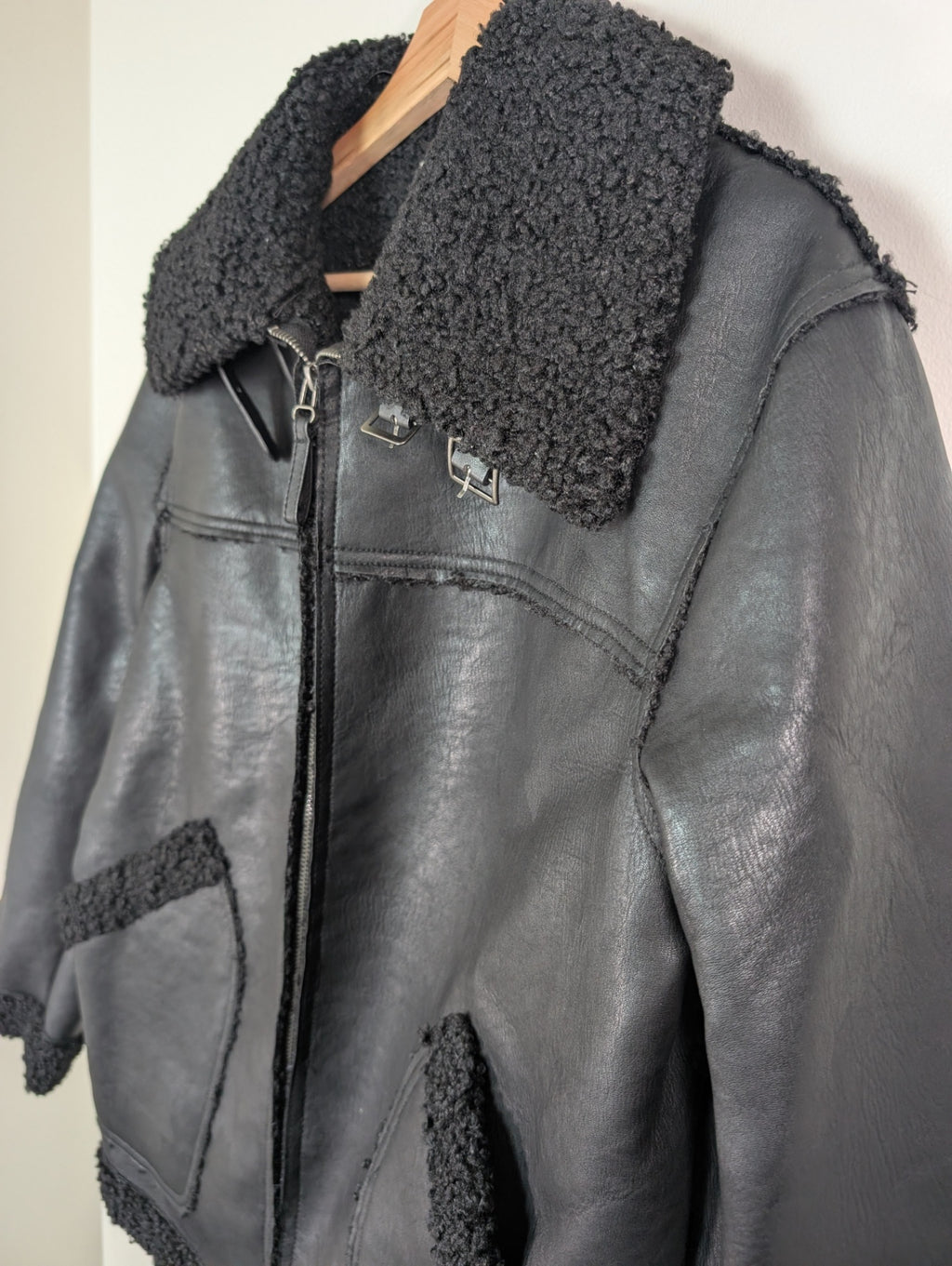 Max Studio faux leather/sherpa aviation jacket - M