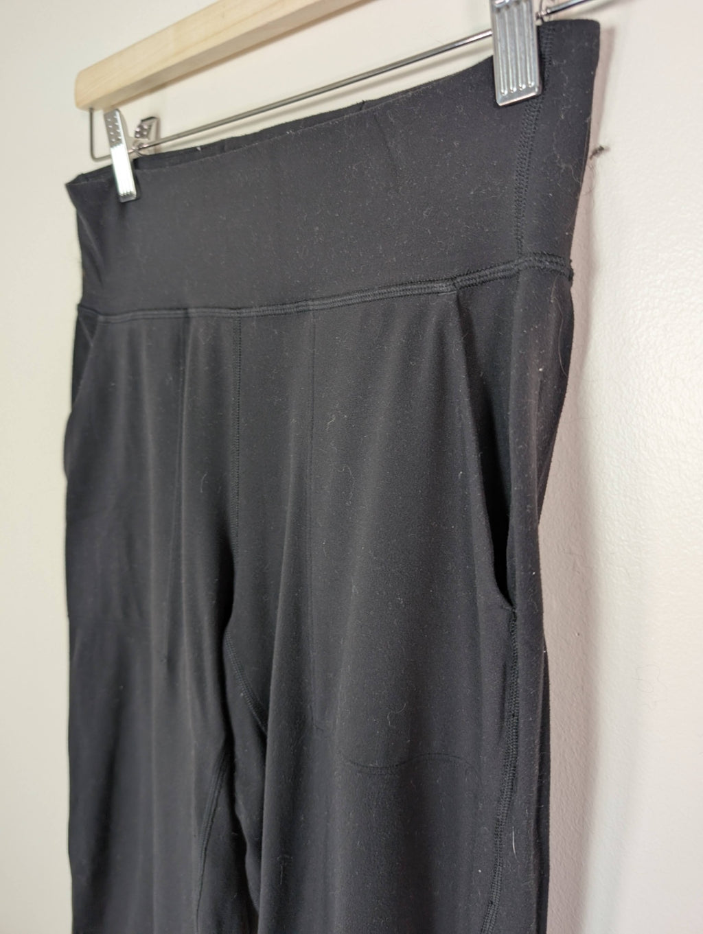 Lululemon joggers - 4