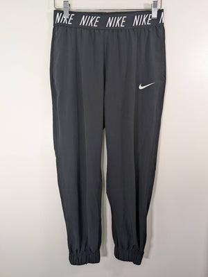 Nike joggers - M