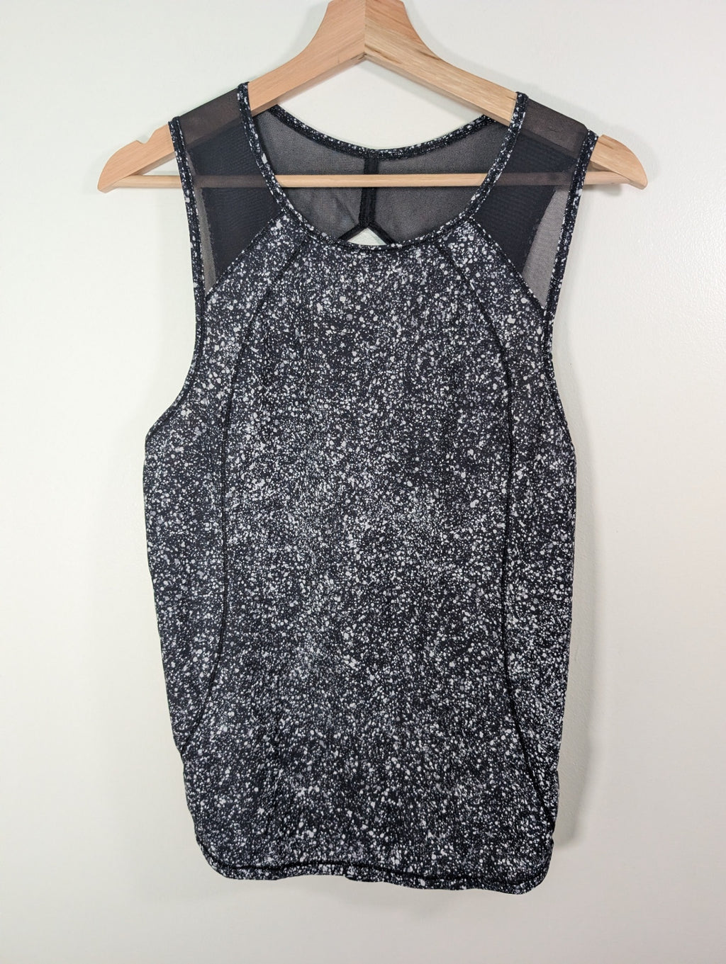 Lululemon sculpt tank - Appears M