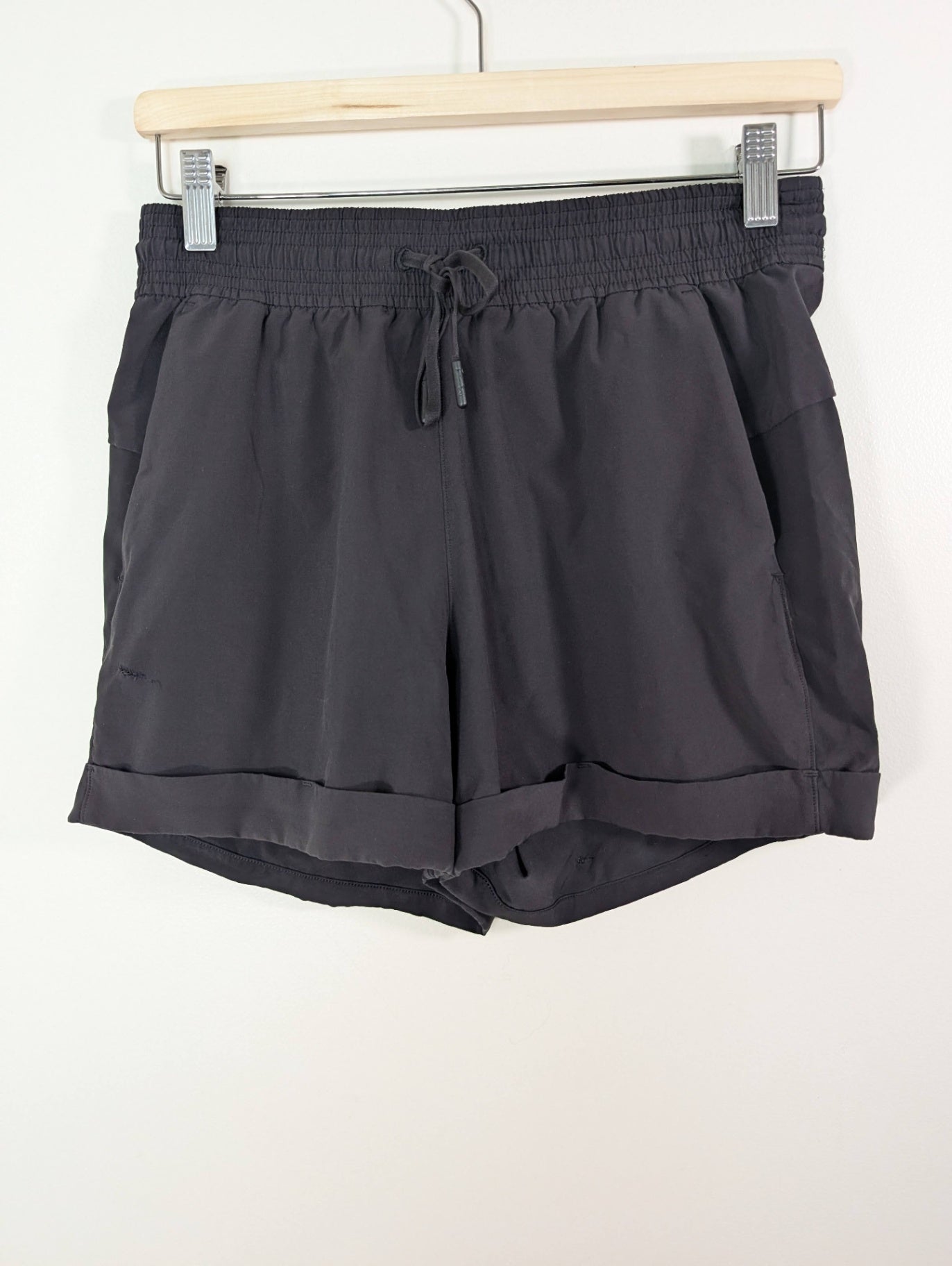 Lululemon shorts - 6