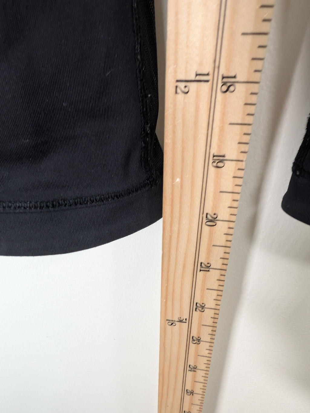 Lululemon black crop leggings - 6