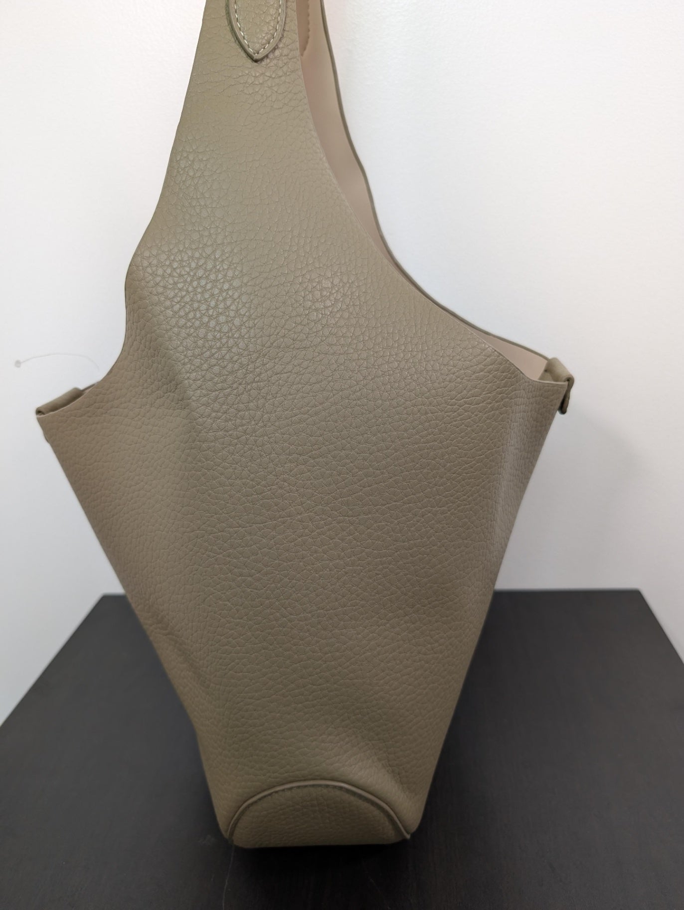 Unknown brand green purse 