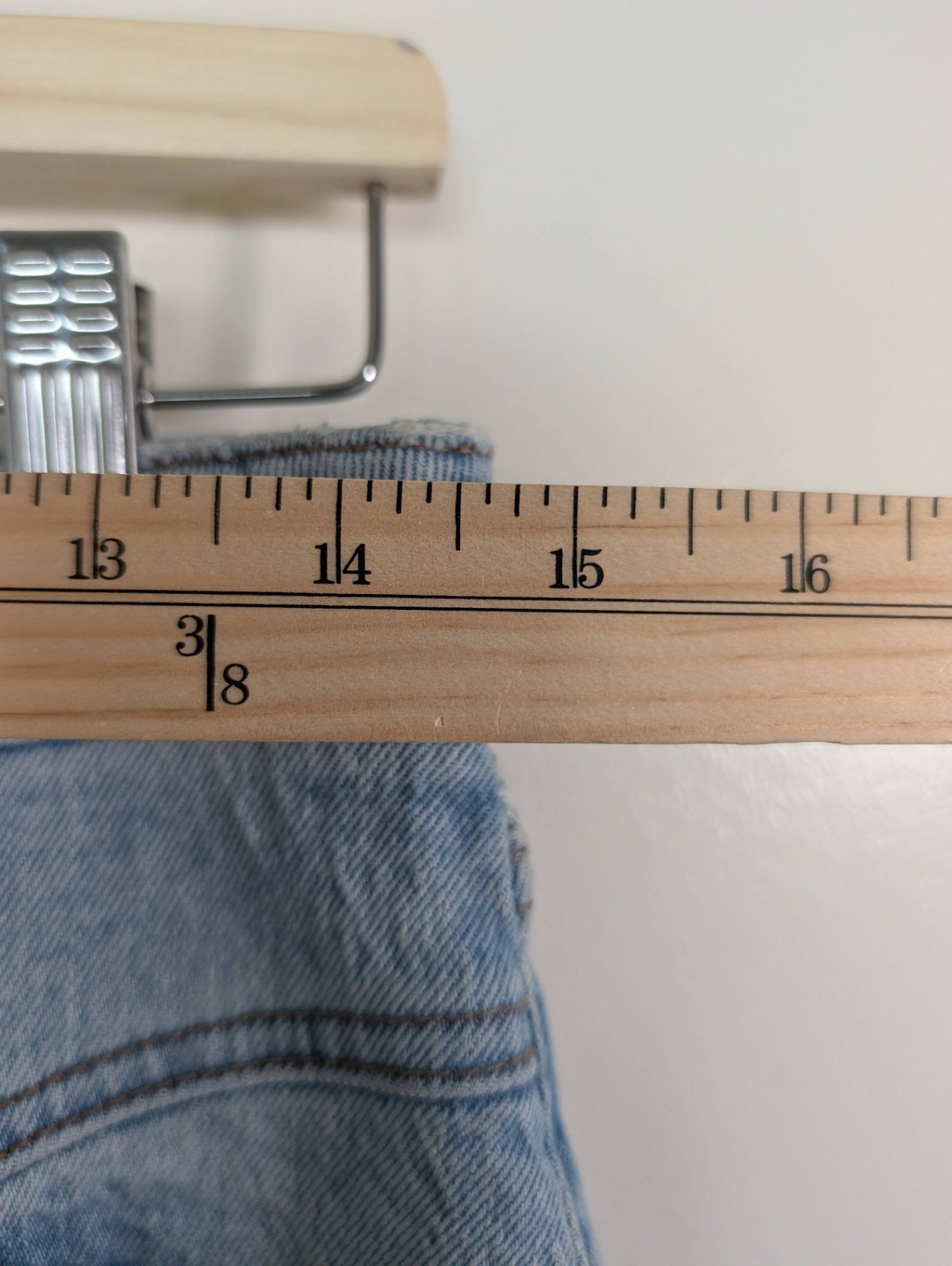 Abercrombie & Fitch the 90's relaxed high rise jean - 28