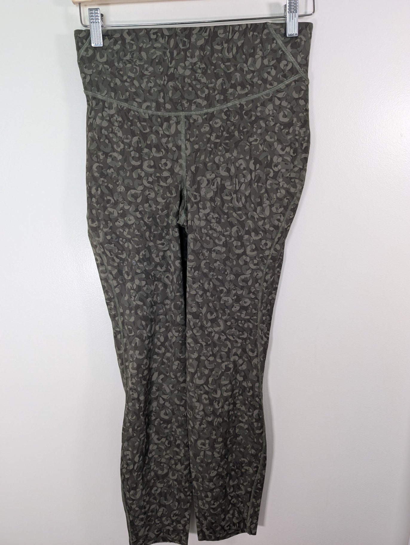 Lululemon base pace leggings - 8
