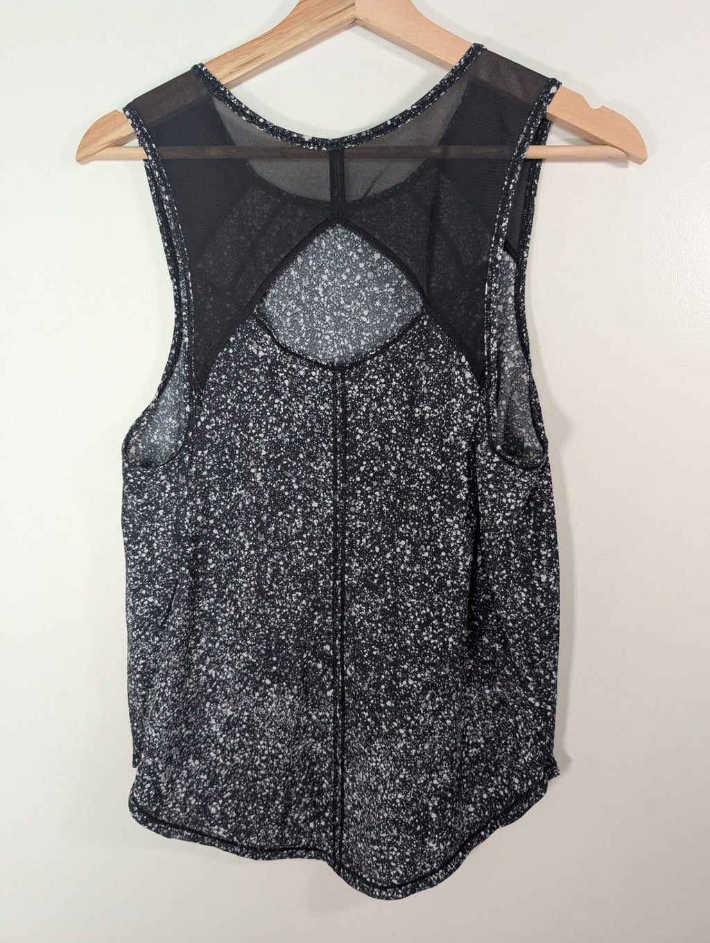Lululemon sculpt tank - Appears M