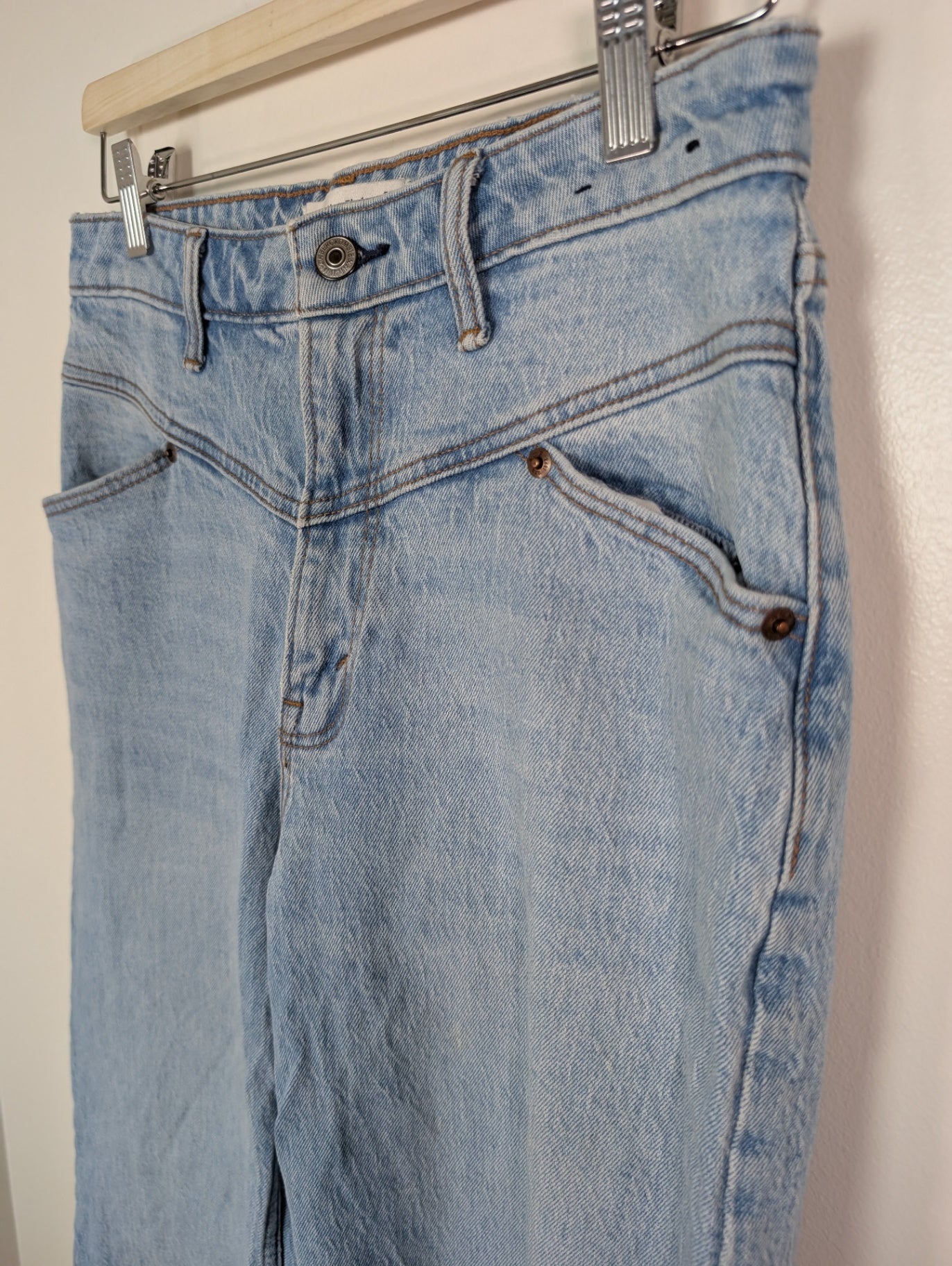 Abercrombie & Fitch the 90's relaxed high rise jean - 28