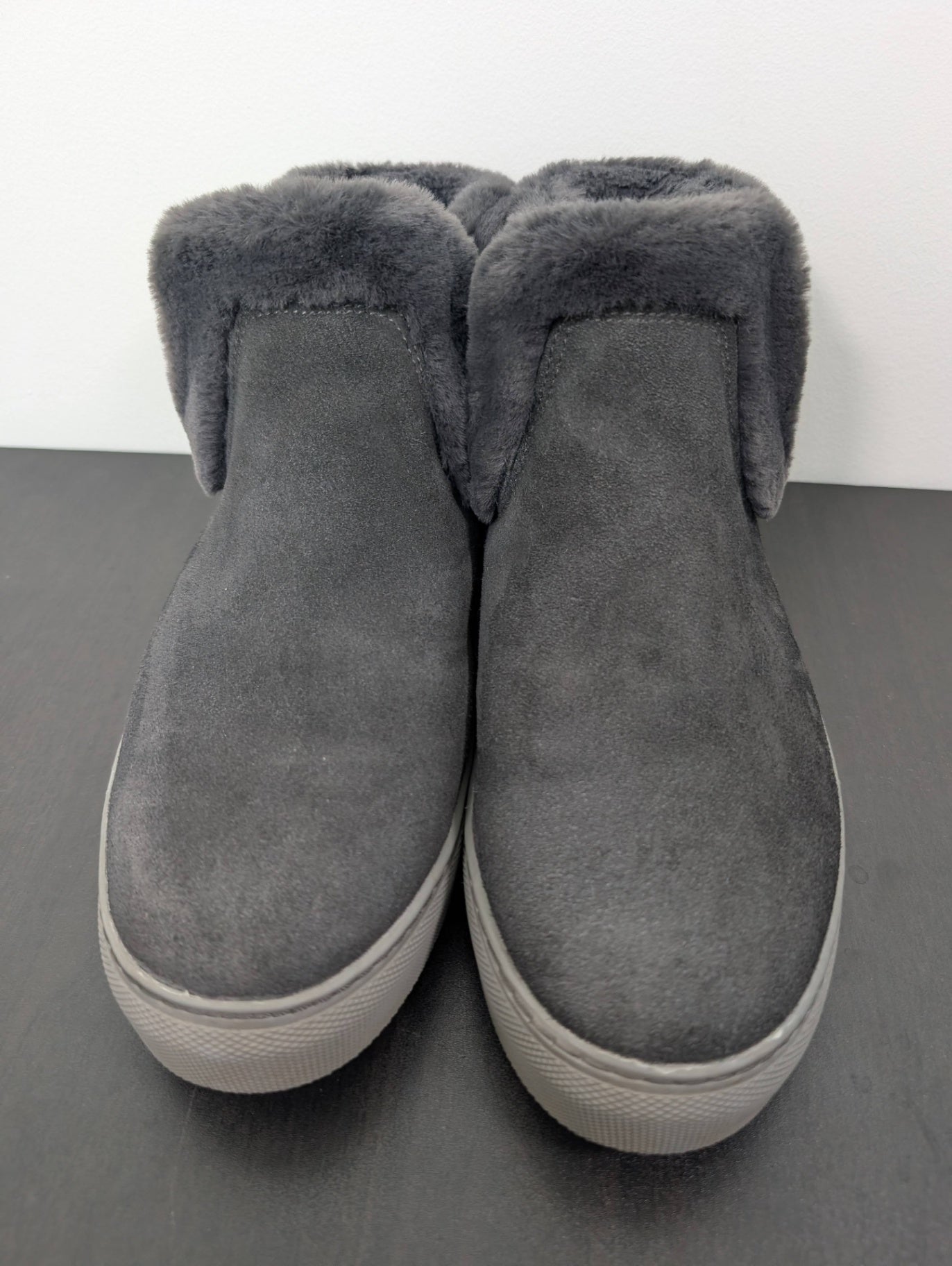 Cougar duffy booties - 9