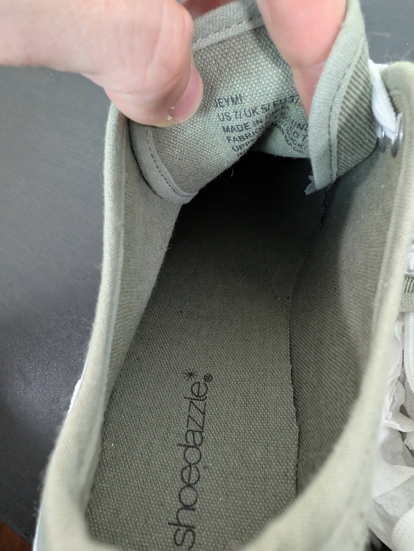 NWT Shoedazzle green sneakers - 7