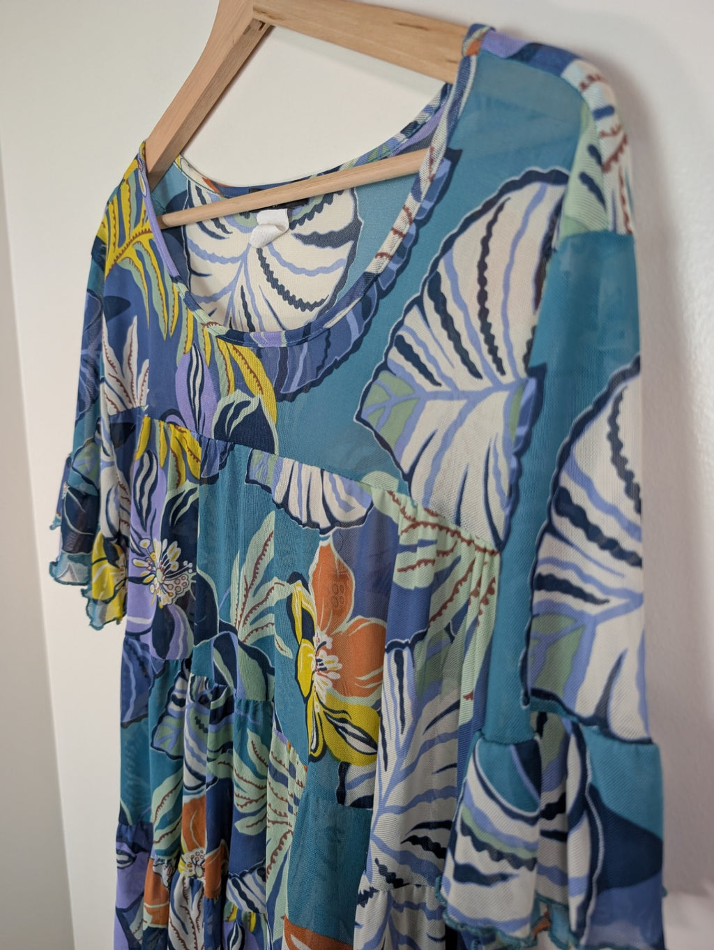 Kim & Cami floral blouse - Large