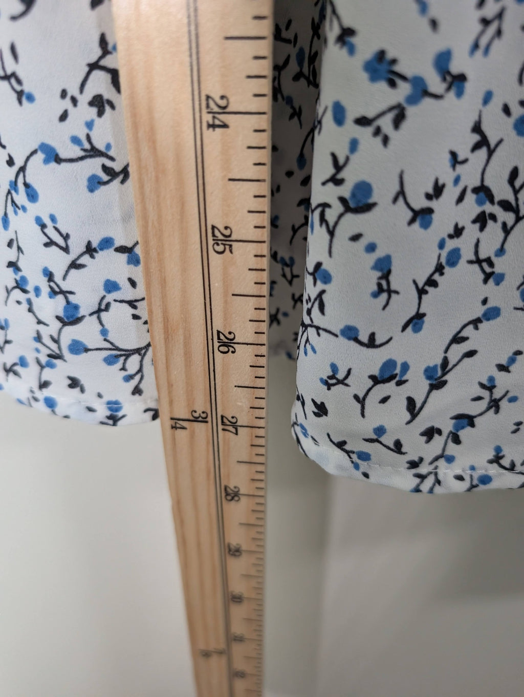 NWT Sienna Sky blouse - L