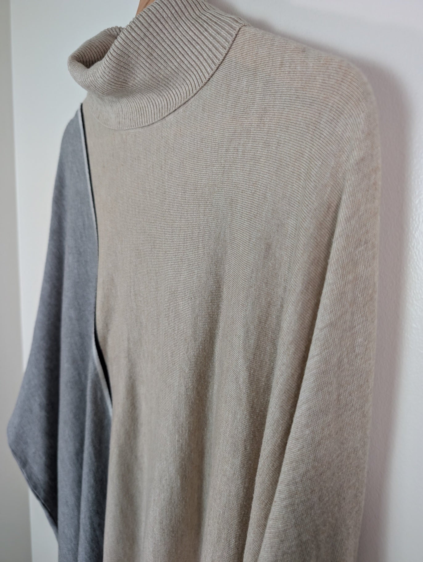 Calvin Klein knit turtleneck poncho - S