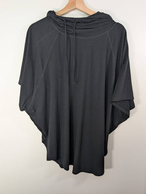 Joe Fresh Black poncho - Appears L