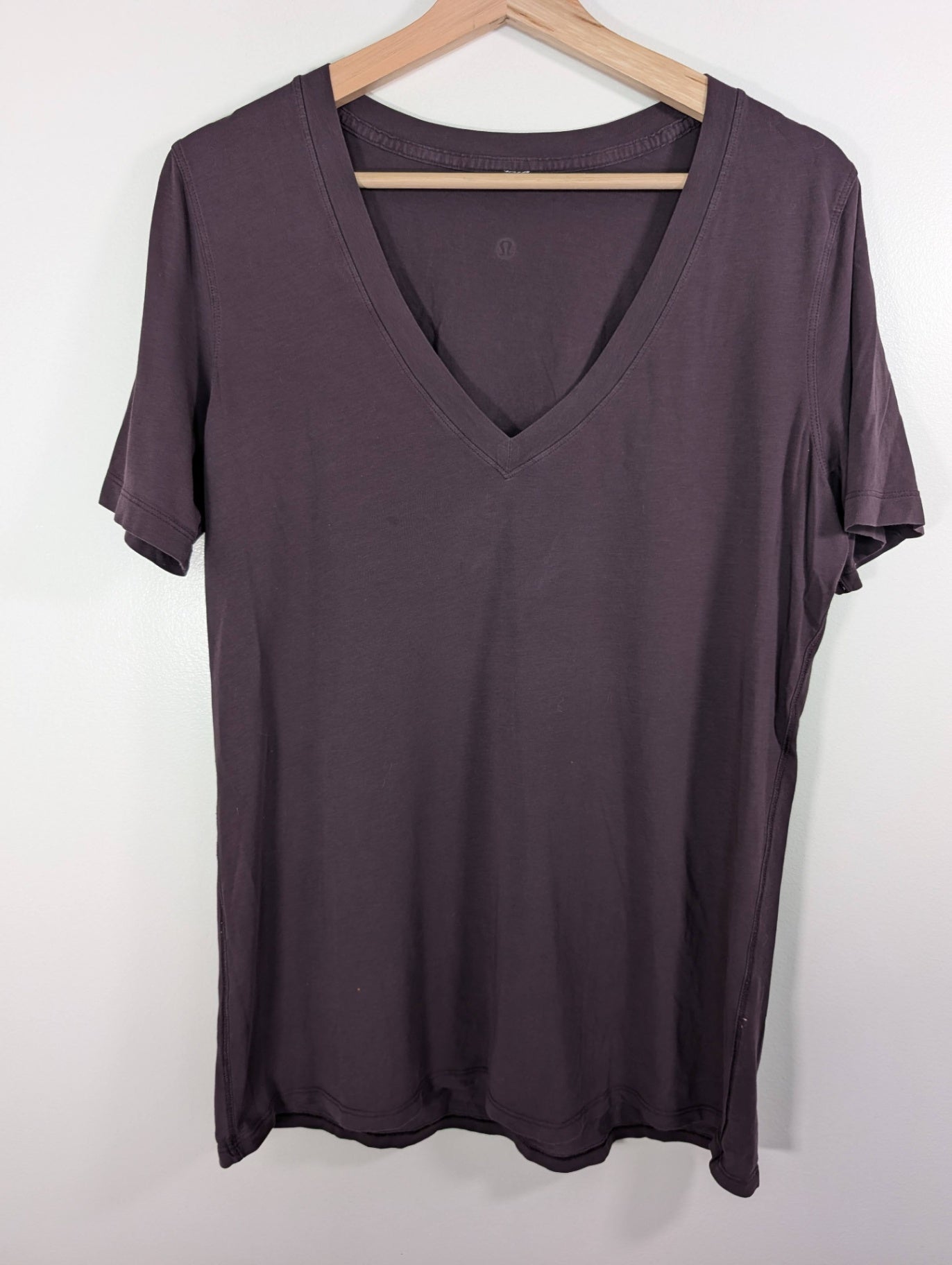 Lululemon purple tee - Appears L