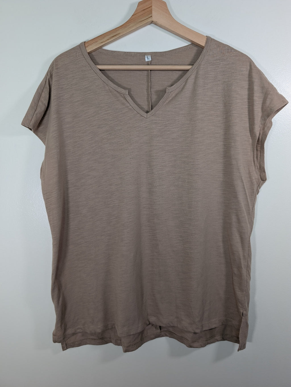 Shein tan knit tee - L
