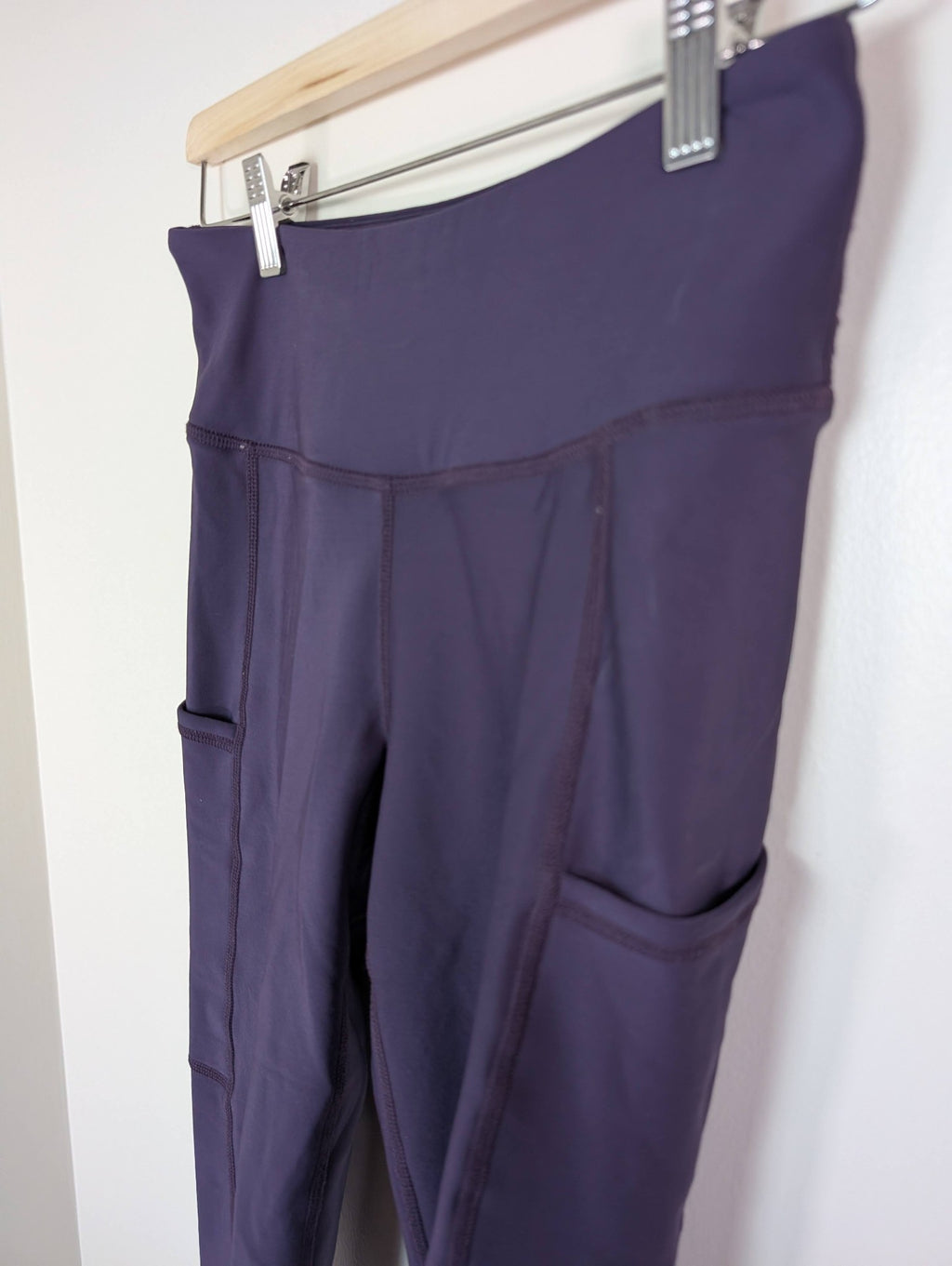 Silver Icing purple leggings - M