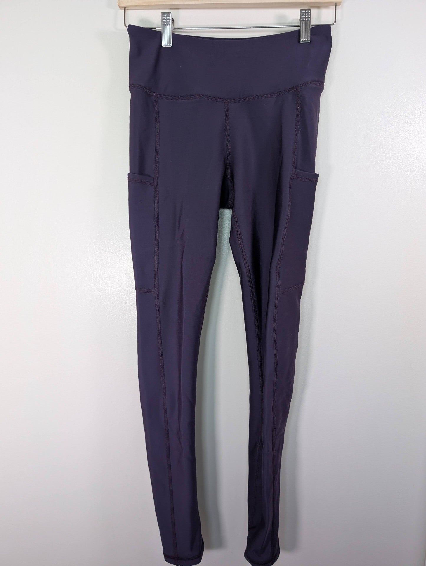 Silver Icing purple leggings - M