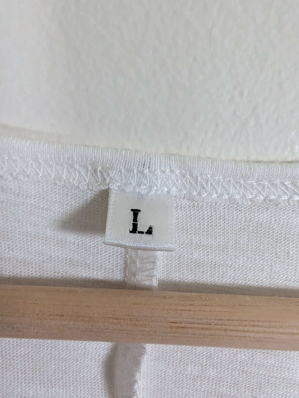 Shein white knit tee - L