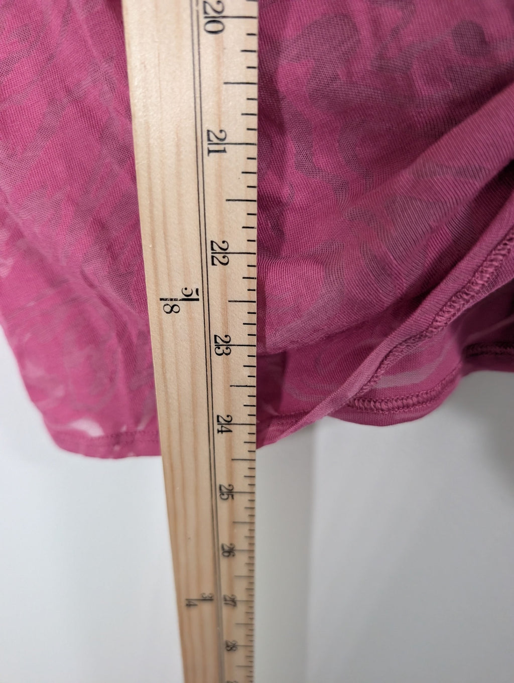 Lululemon crescent tee - Appears M