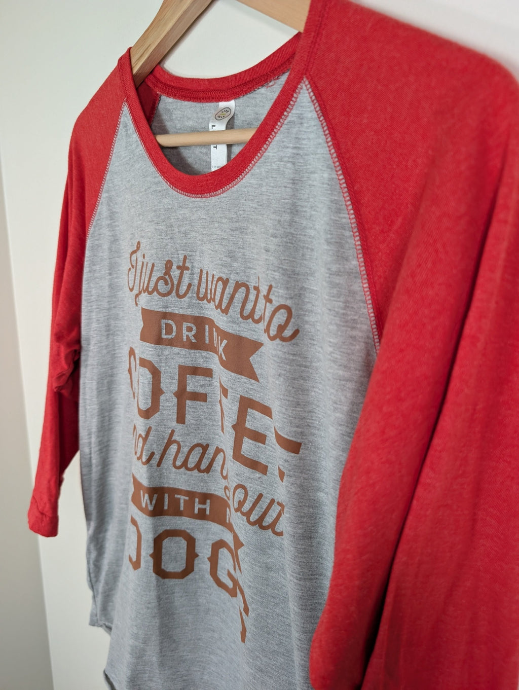 Live and Tell baseball tee - L
