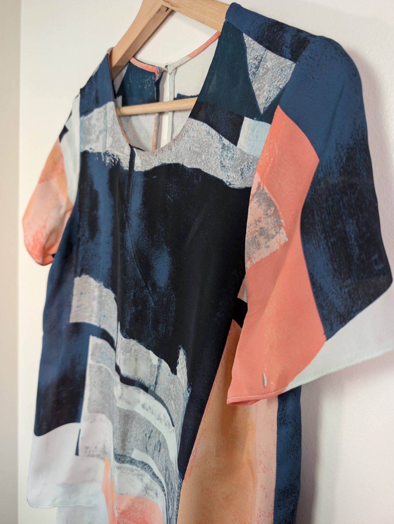Wilfred 100% silk blouse - S