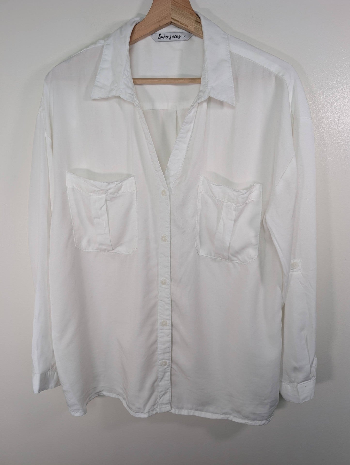 Suko jeans white button up - M