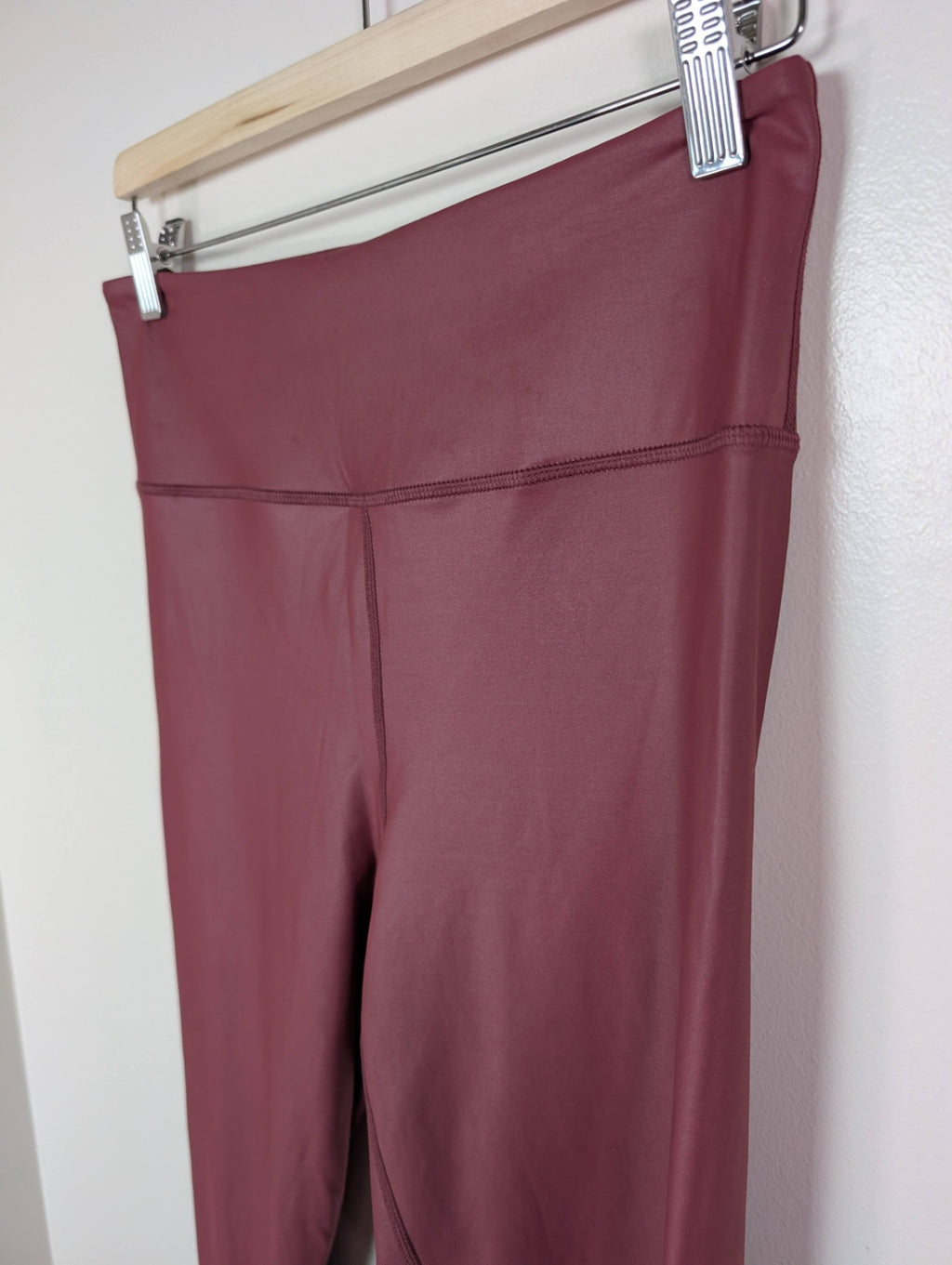 Zyia burgundy leggings - 12