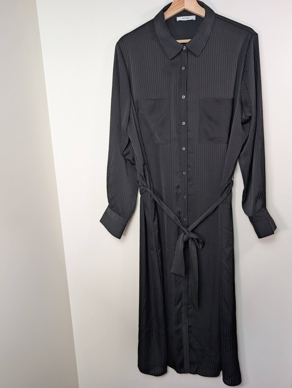 Ricki's button up dress - XL
