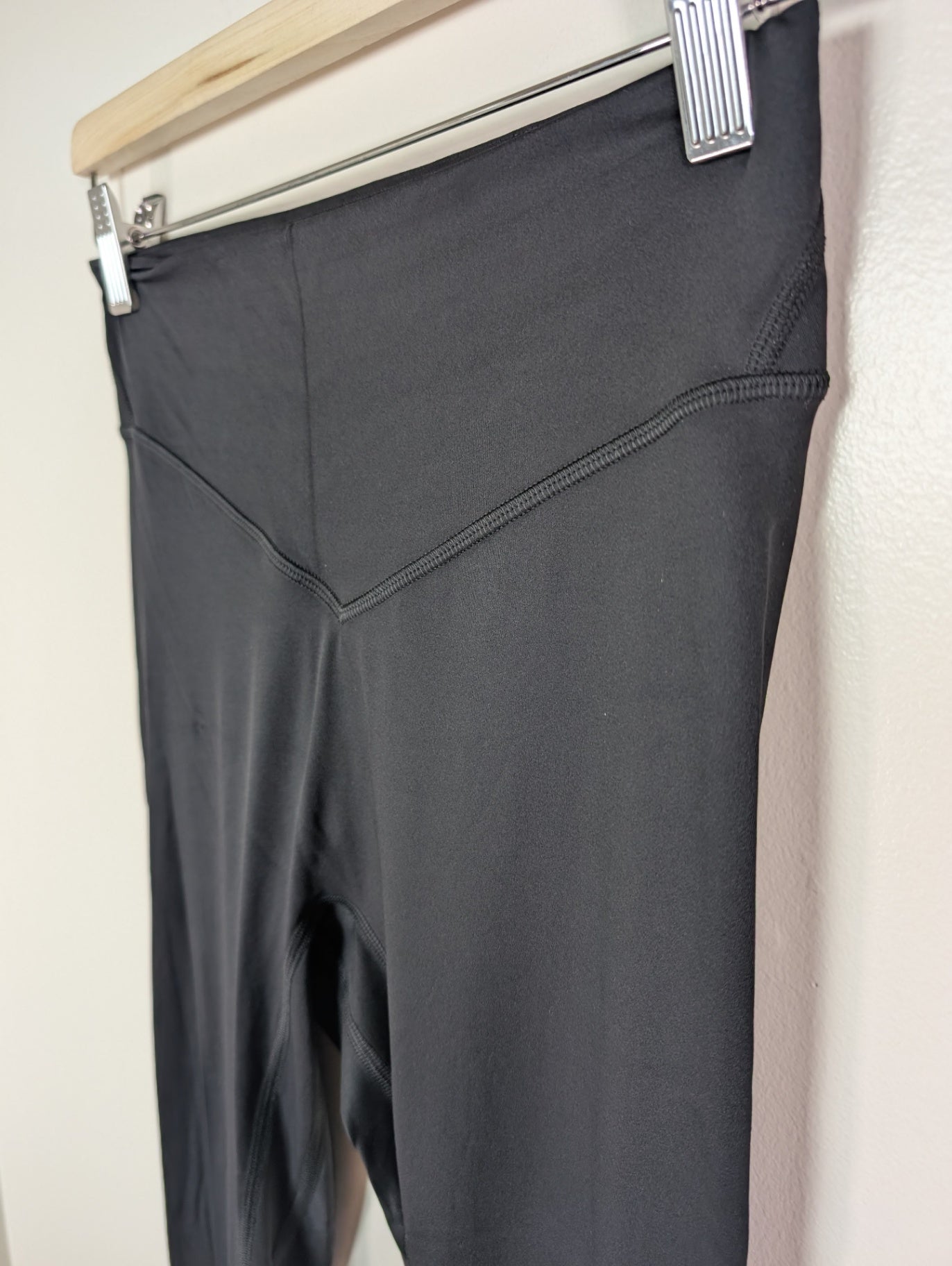 Lululemon black leggings - 8
