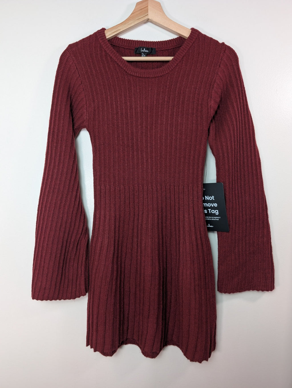 NWT Lulus burgundy ribbed dress - S