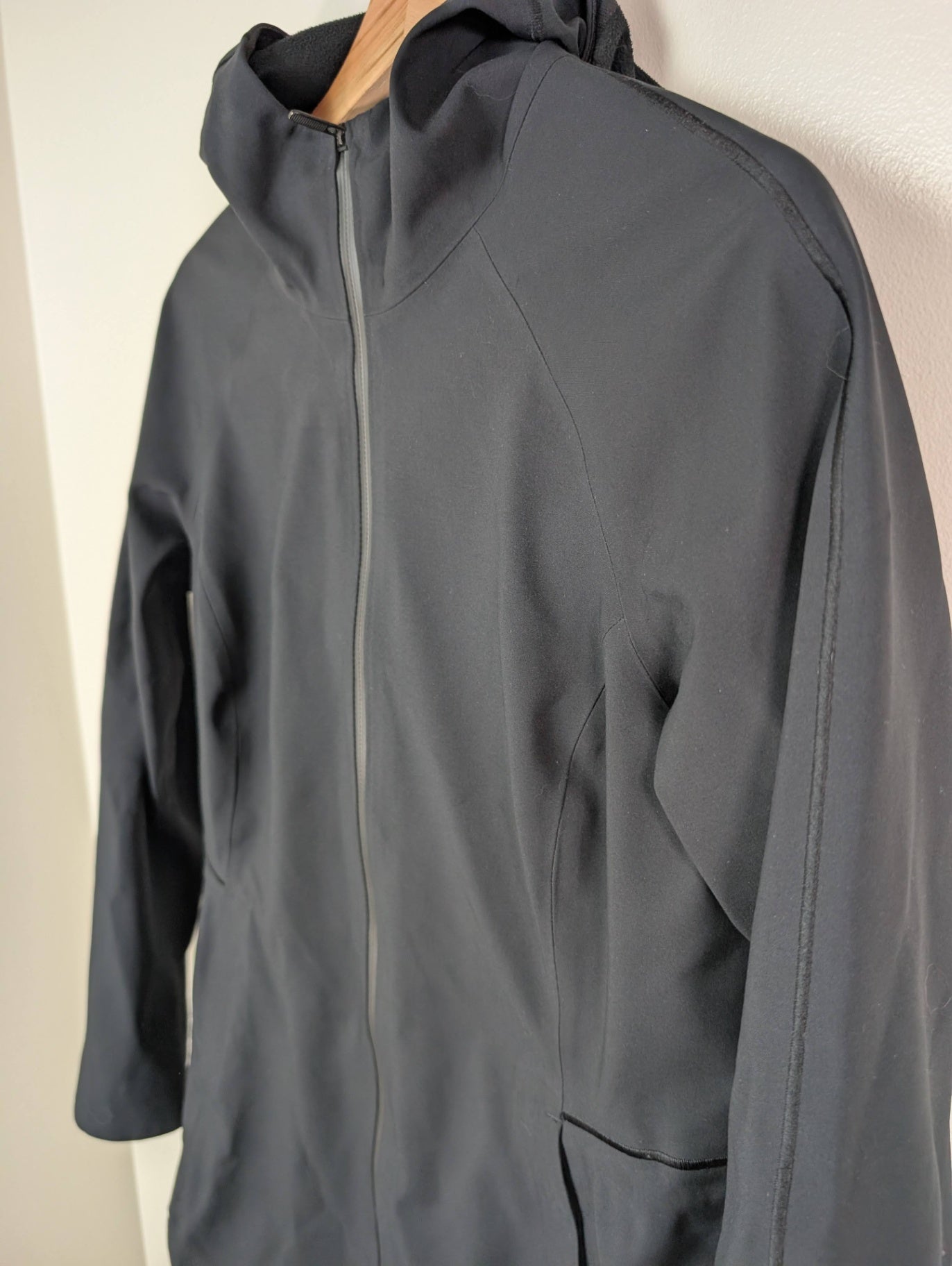 Lululemon glyde along softshell- 4