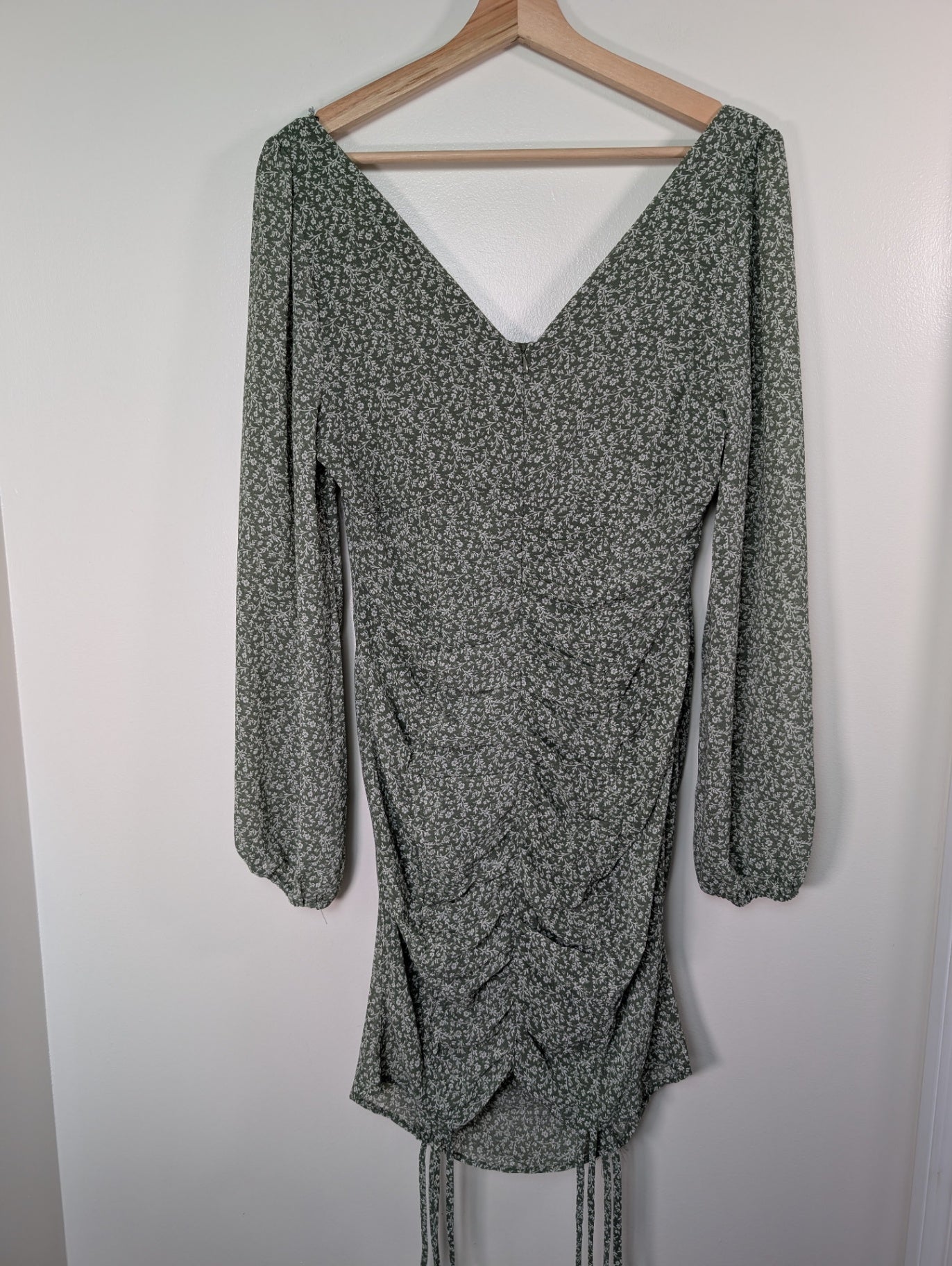 Forever 21 green floral dress - L