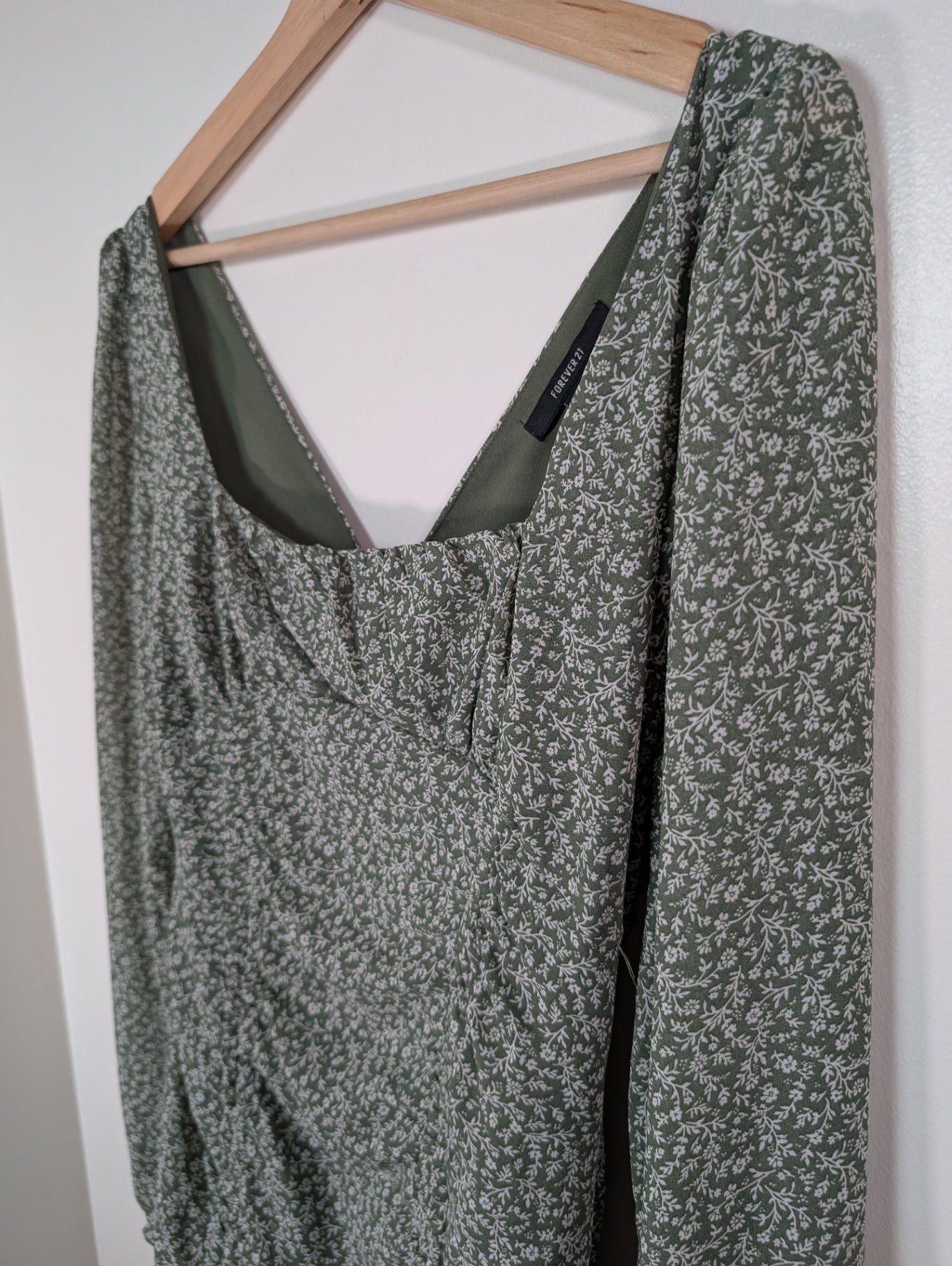 Forever 21 green floral dress - L