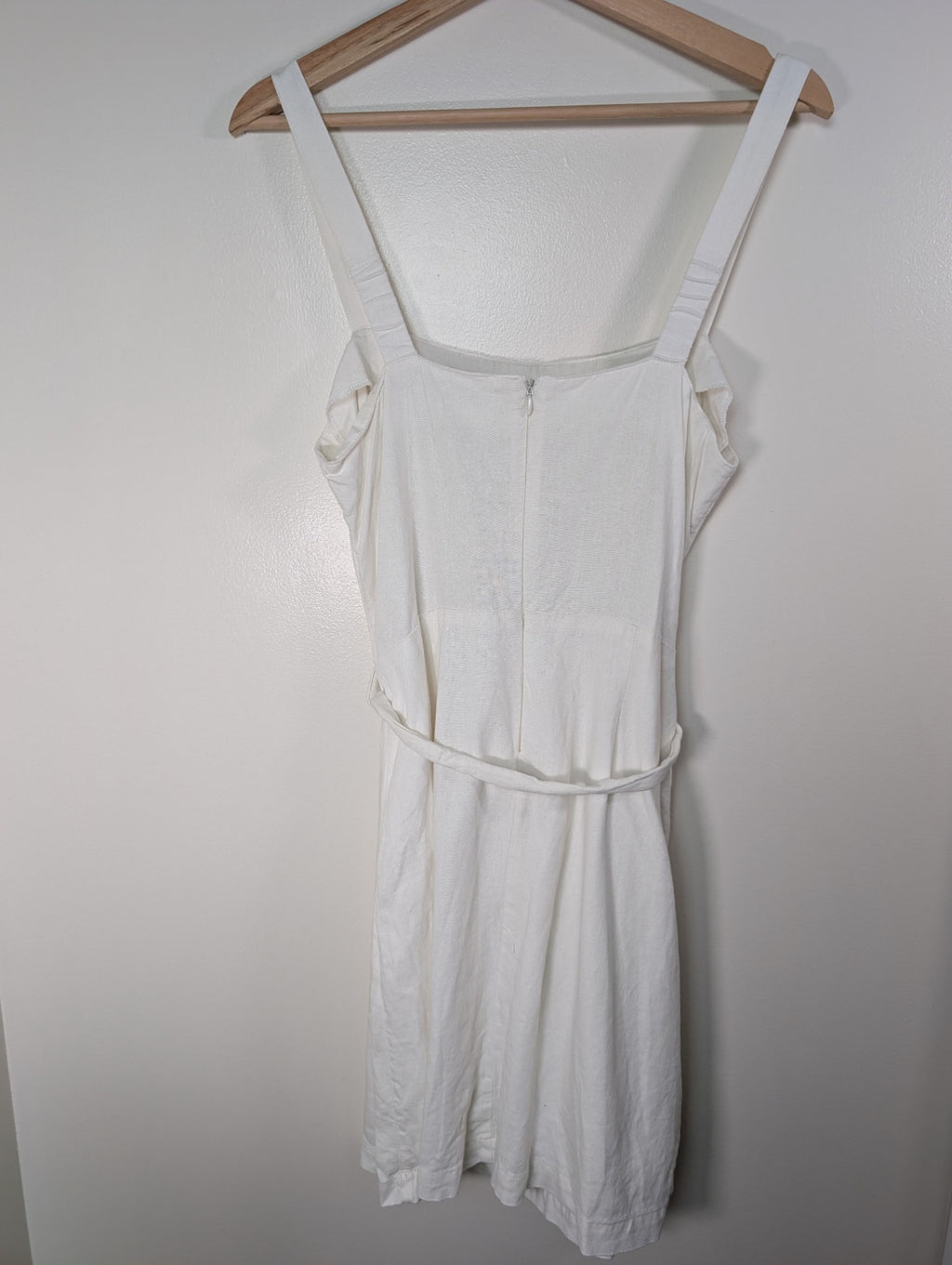 Dynamite white dress - M