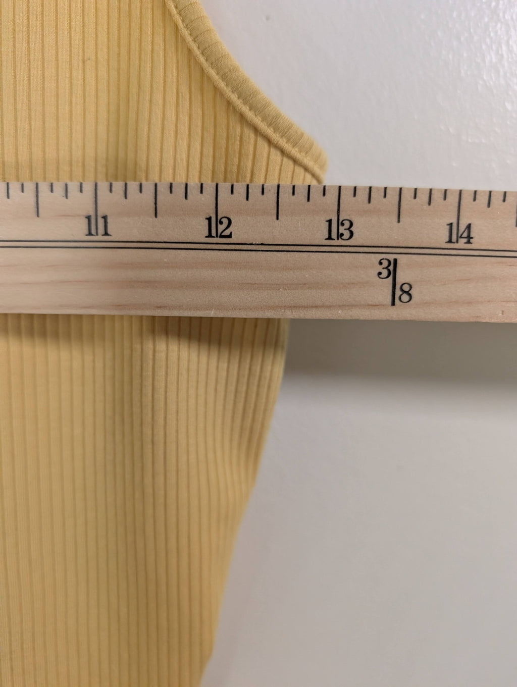 American Eagle yellow tank - M