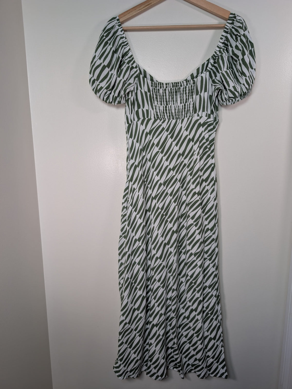 Dynamite green maxi dress - S