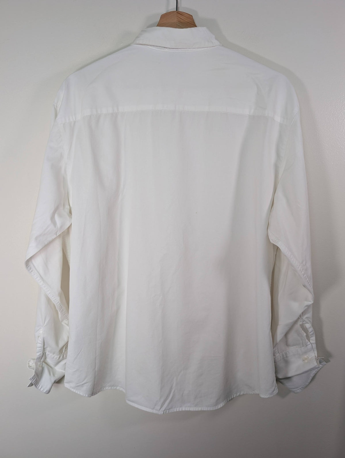 Gap white button down - M