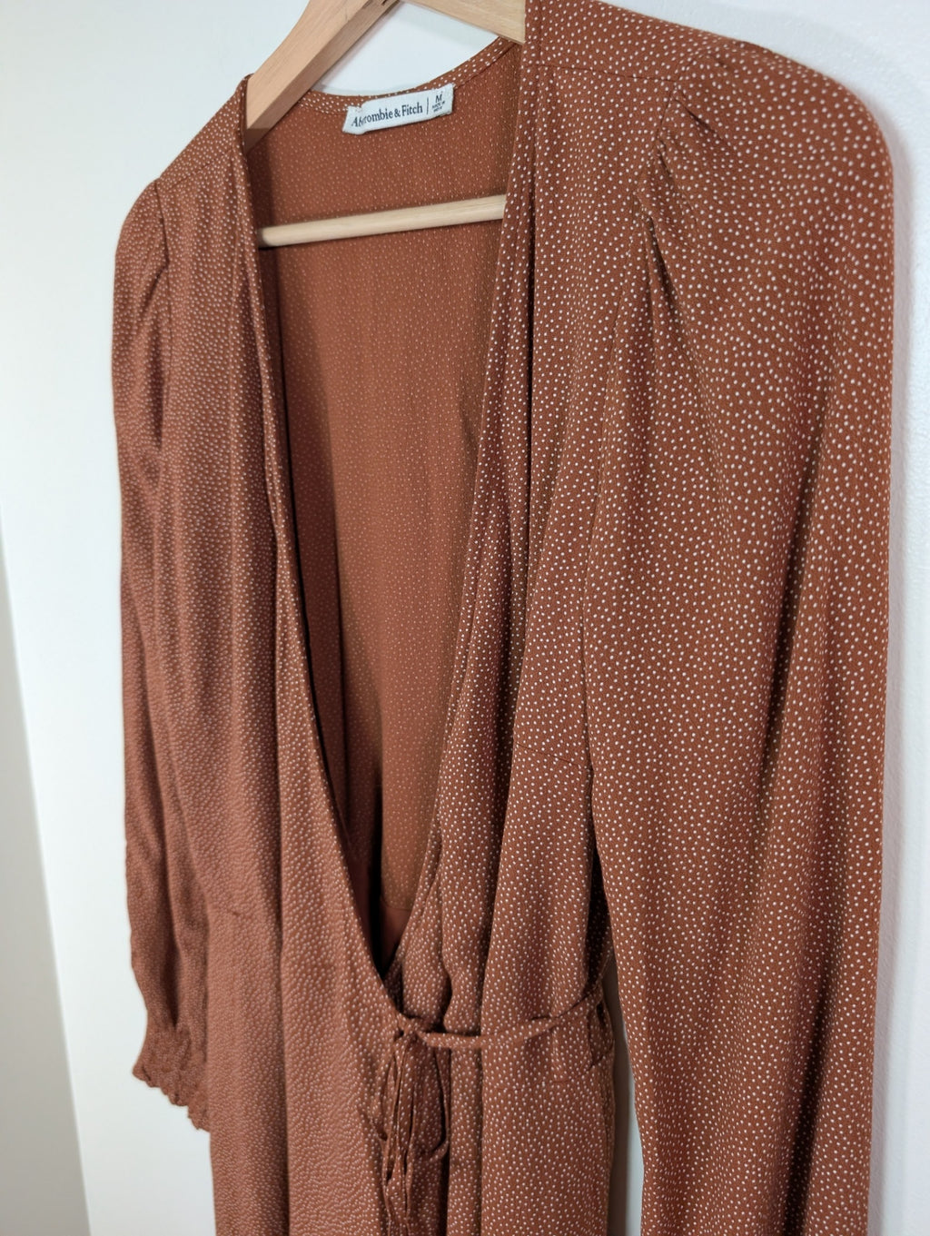 Abercrombie & Fitch brown wrap dress - M