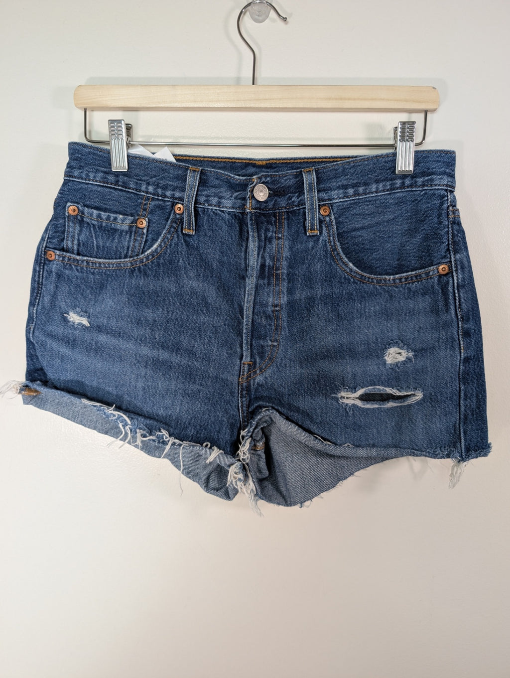 Levi's denim shorts - 28