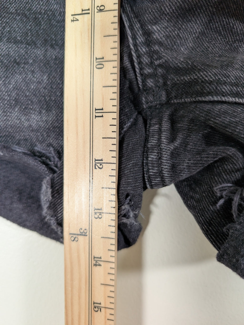 Abercrombie & Fitch black denim shorts - 27