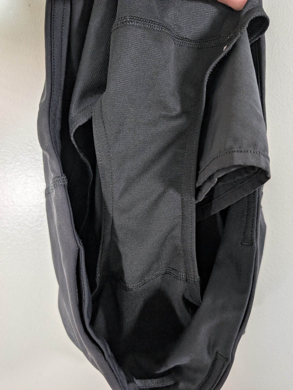 Lululemon black shorts - 8