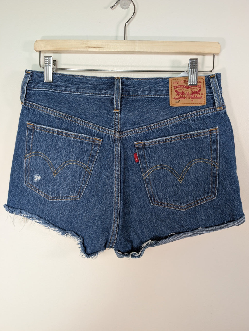 Levi's denim shorts - 28