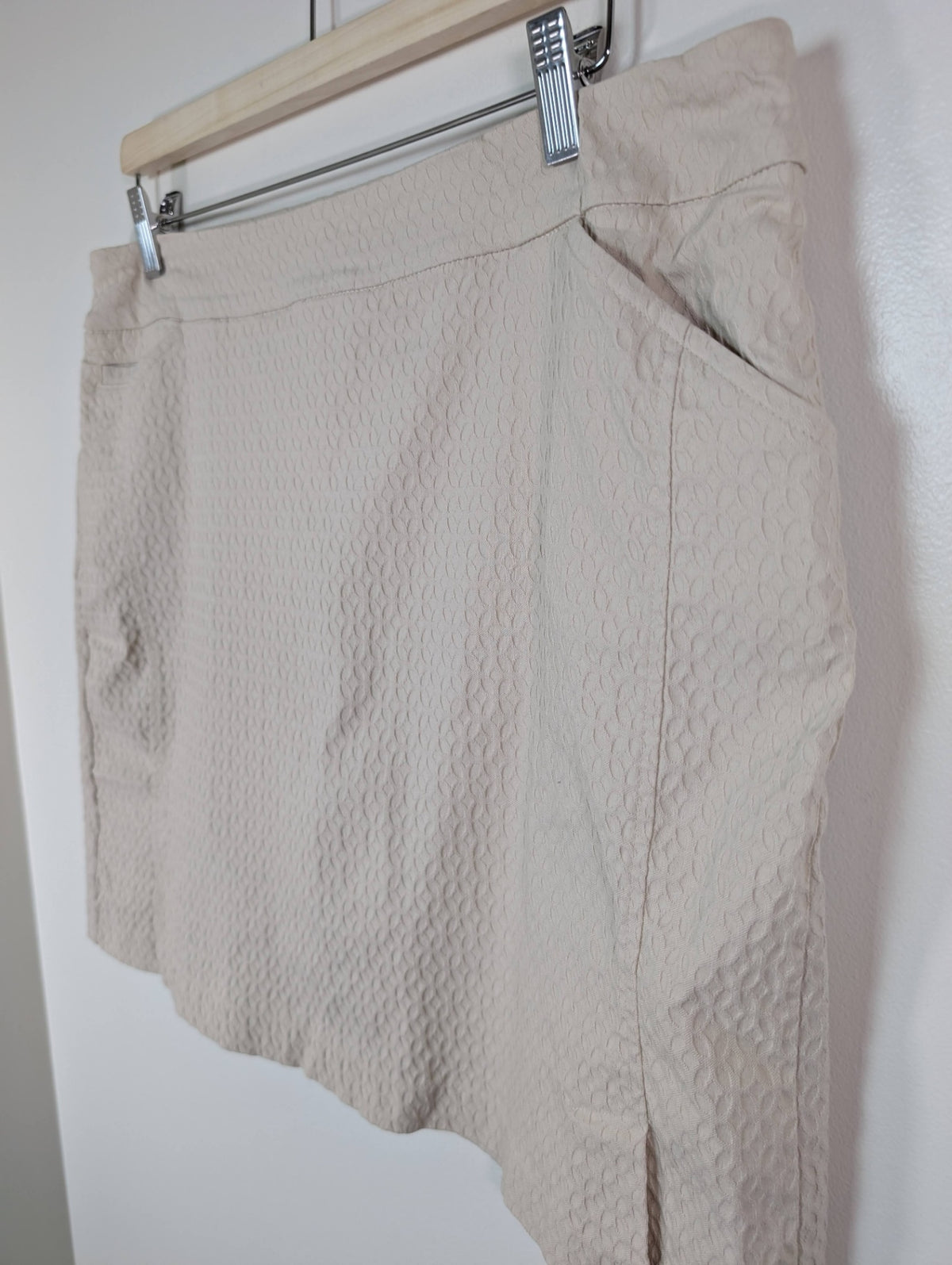 S.C. & Co. beige skort - 14